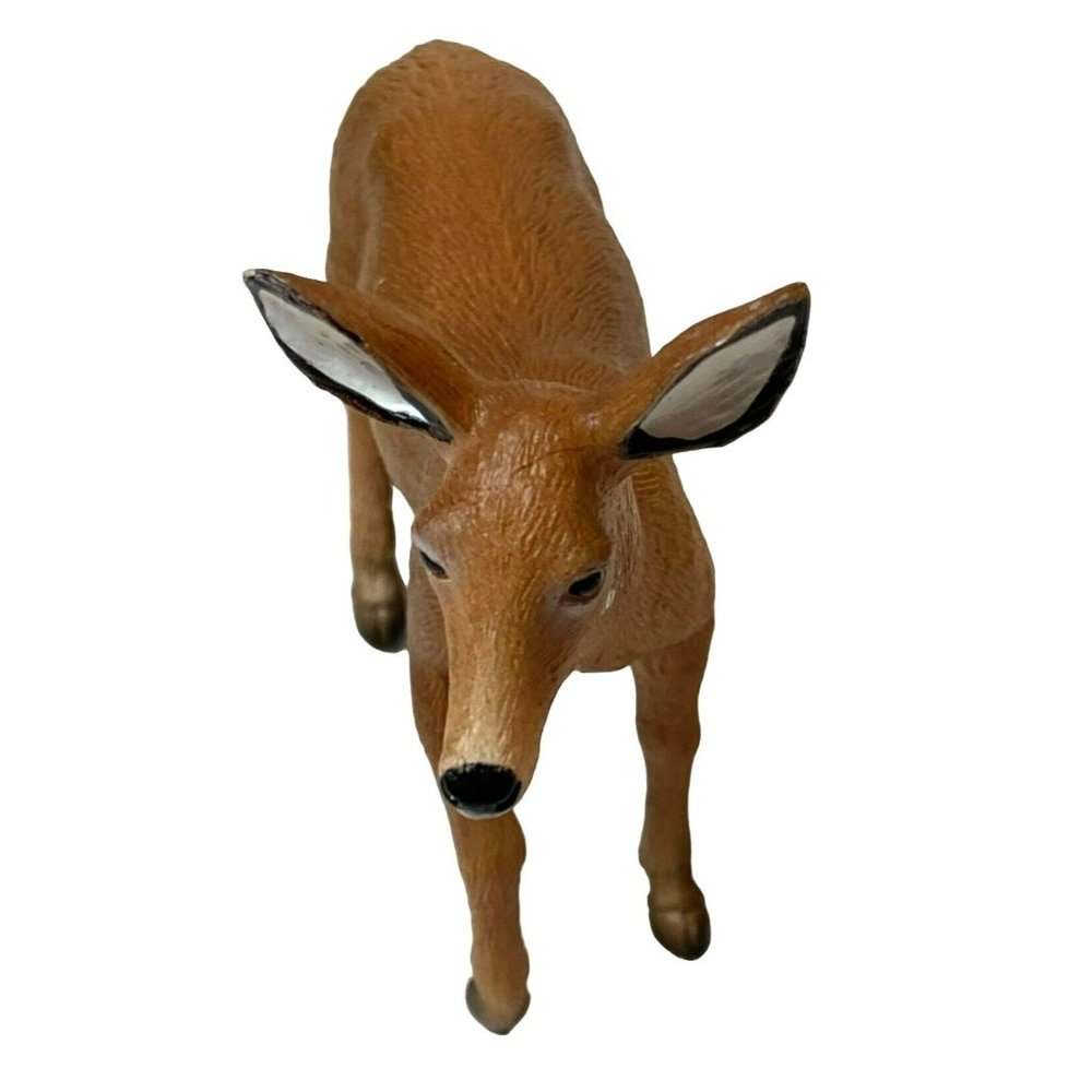 NWT MOJO Doe Deer Whitetail Figurine Toy or Decoration